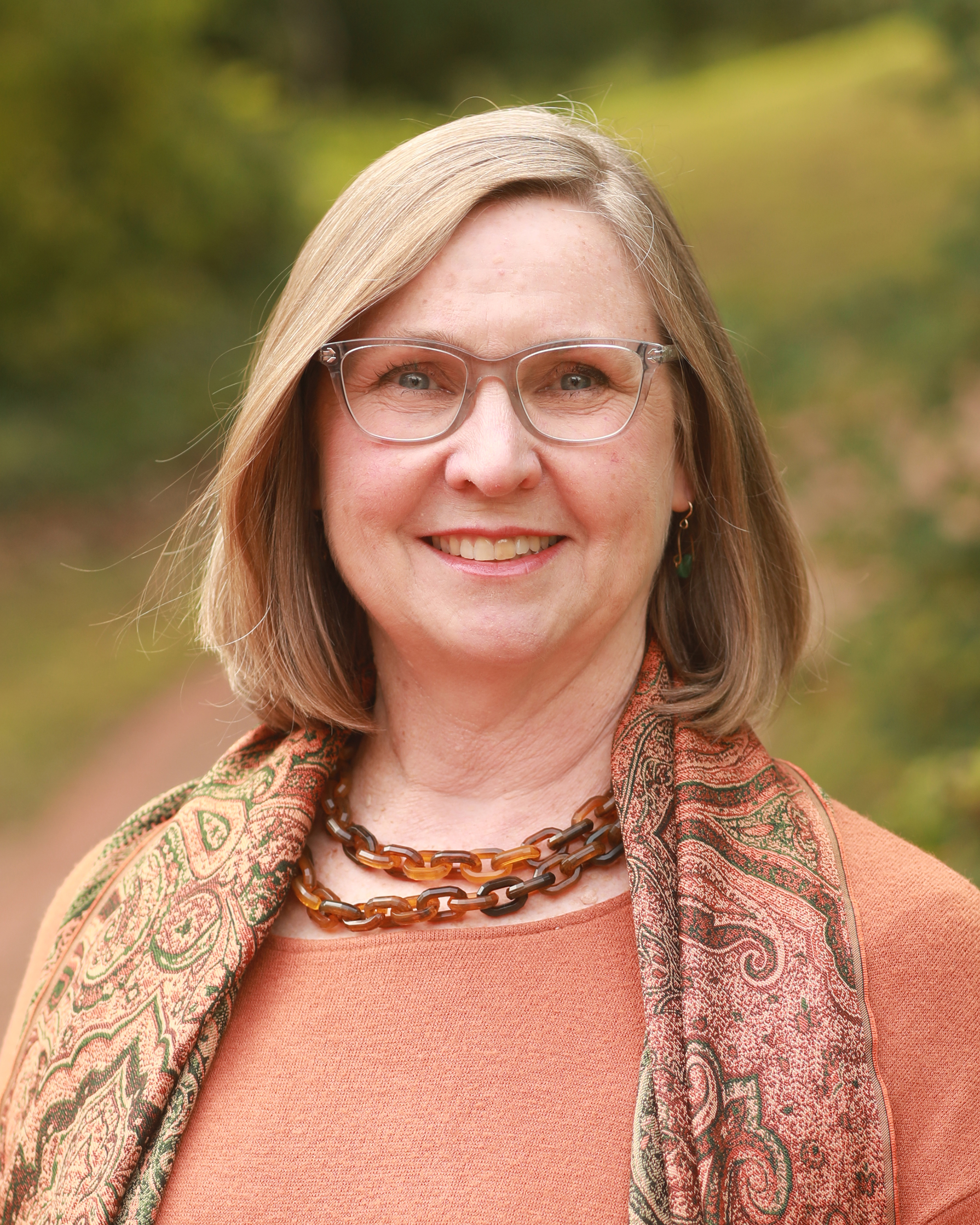 Headshot of Maureen Aylward (maylward)