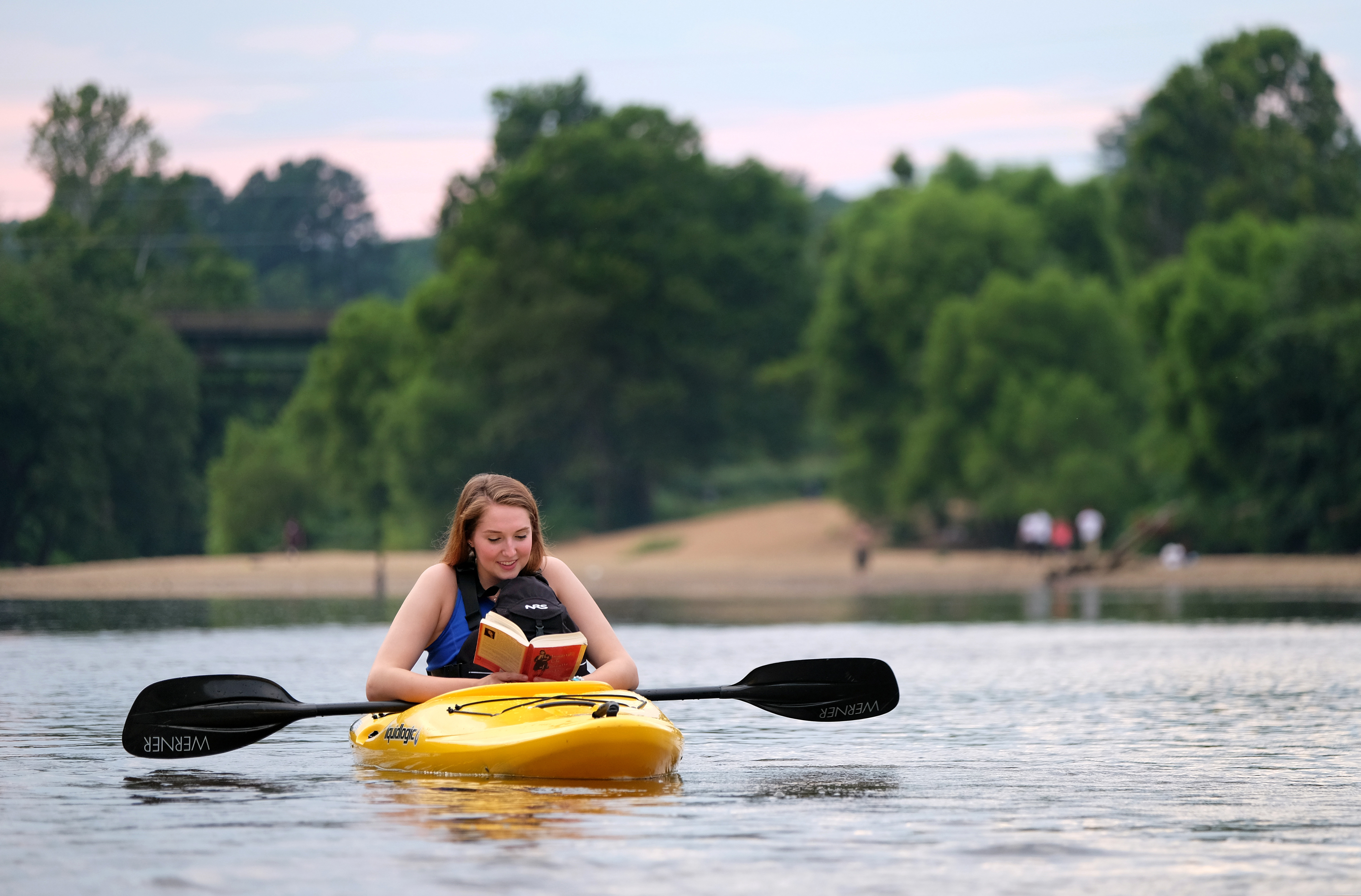 Hot Girls Kayaking