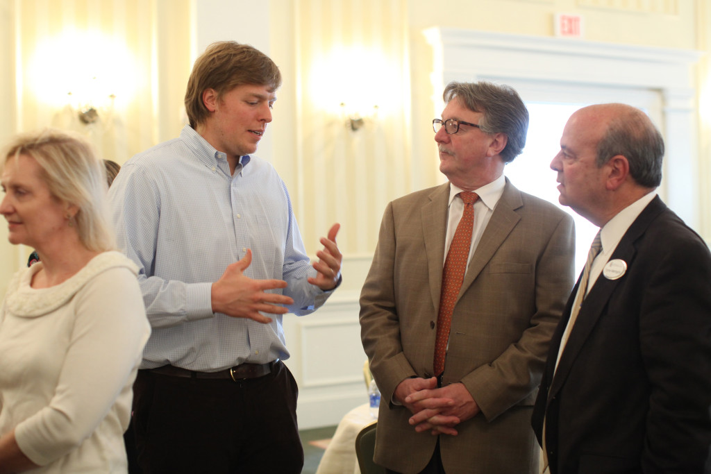 Alex Buffett Rozek (2) - News