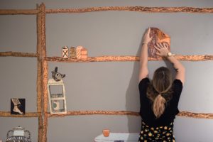 umw students install art gallery