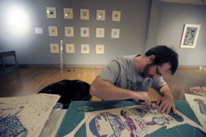 umw students install art gallery