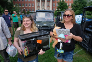 Move-In Day at UMW brought hundreds of new Eagles to campus. Photo by Norm Shafer.