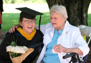 Hannah Belski '18 hugs great-grandmother Helen Tracy Totura '43. The two graduated from Mary Washington exactly 75 years apart. Photo by Norm Shafer.