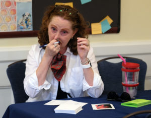 Parents of incoming UMW freshmen wrote letters to them during the Move-In Day First Letters Campaign for Parents and Families. Photo by Norm Shafer.