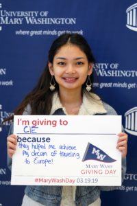 More than 400 Giving Day Ambassadors spread the word to inspire others to give back.