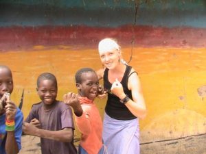 Laura Mackey '06 said she was one of three UMW alumni who were Peace Corps volunteers in Senegal from 2006 to 2007. Here she jokes around with local children in Dar Salam, between the Kédougou and Tambacounda regions.
