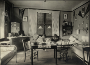 Willard Hall resident room, circa 1915. Special Collections and University Archives.