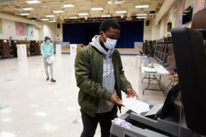 UMW senior Darius Reed casts his vote in Fredericksburg. Photo by Suzanne Carr Rossi.