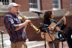 Jimbo and Kim Cary perform during Saturday's Multicultural Fair. The event is back after a two-year hiatus due to COVID. Photo by Suzanne Carr Rossi.