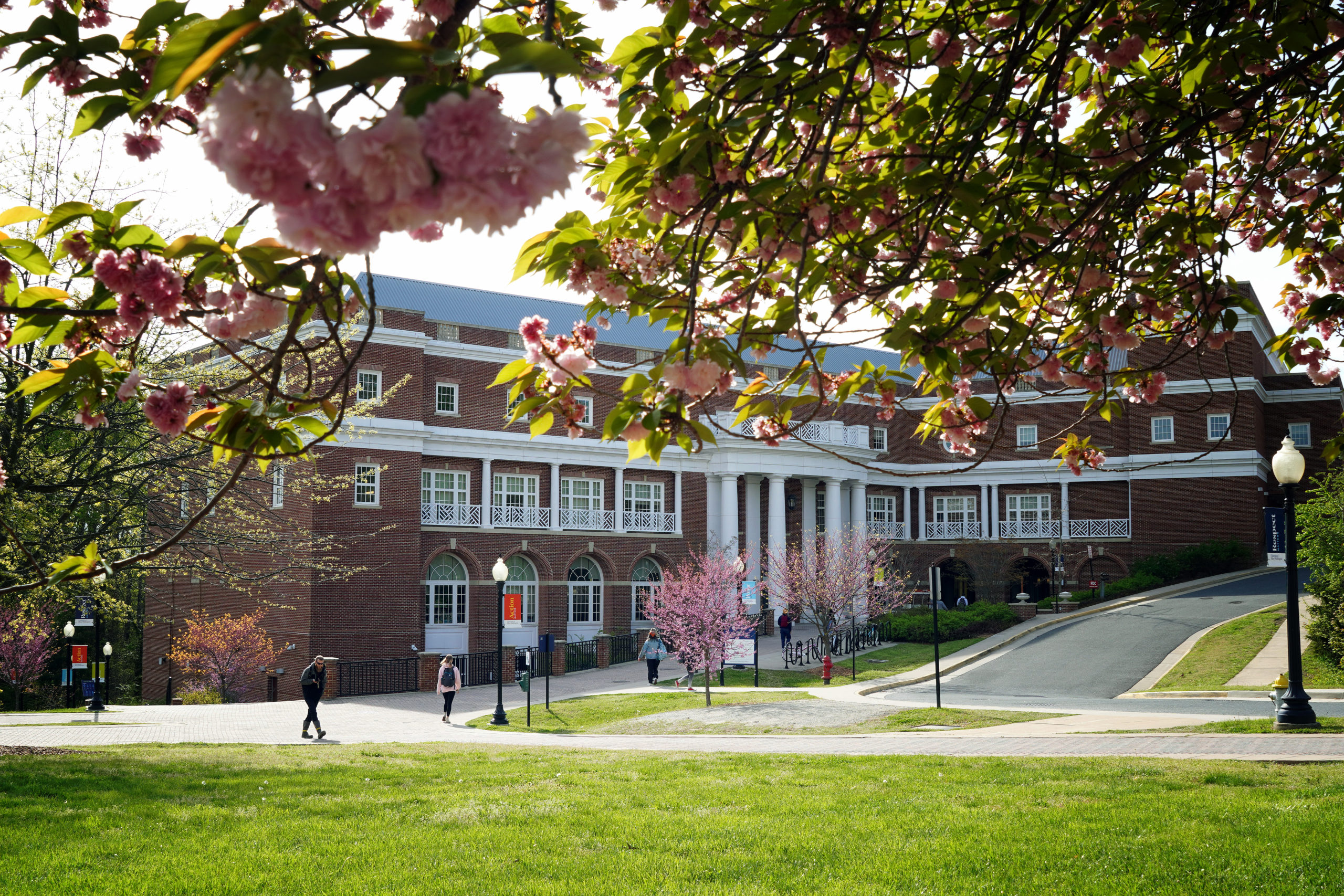 UMW Prioritizes Access and Affordability With New Scholarship for In