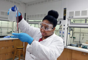 "Life After Mary Washington" offers outcomes that connect students' liberal arts and sciences education with 10 core competencies, such as critical thinking, civic engagement and collaboration.