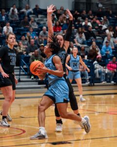 Jordan Carpenter spins her magic on the court.