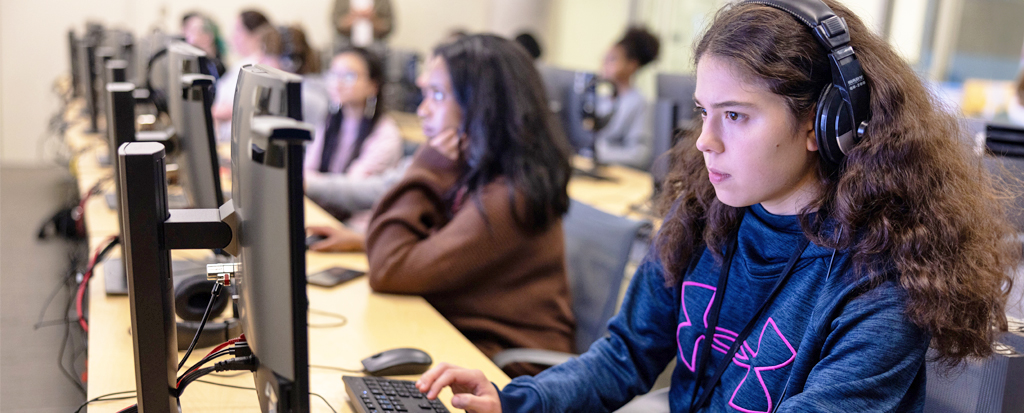 Wmu Ceas Computer Lab UMW Offers FAFSA Completion Labs Feb. 8 and Feb. 17, with Open House ...