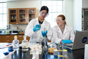 Through its new Piscopo Rodgers Science Fellows Program, a competitive funding opportunity supported by the largest gift in University history, UMW expects to support 15 students in their first year. Mary Washington offers more than 100 majors, minors and areas of study.