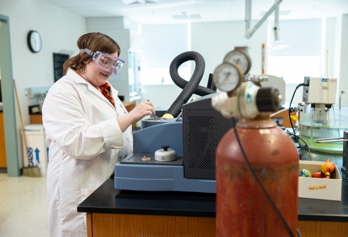 Senior Morgan Stubbs conducts research as part of 2026 Summer Science Institute