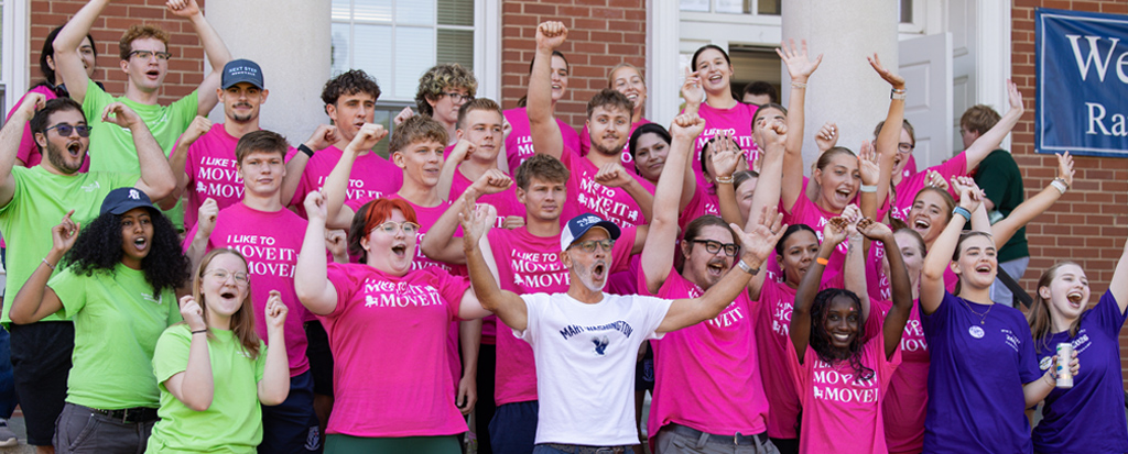 Newest Eagles Unload Supplies, Mix of Emotions on UMW Move-In Day