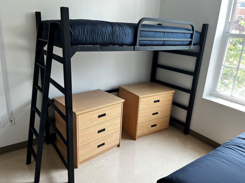 Picture of UMW bed in lofted position.